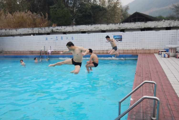 车干水泡温泉男队跳水比赛.JPG
