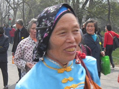 在杭州遇到的一位老奶奶