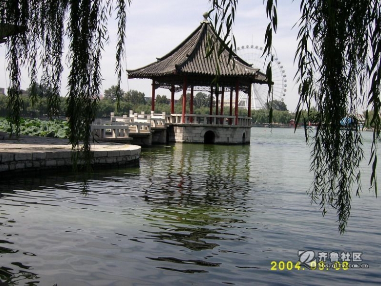 大明湖.jpg