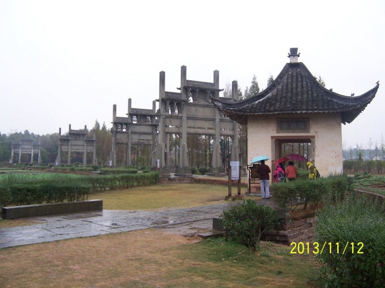 100_9935.JPG