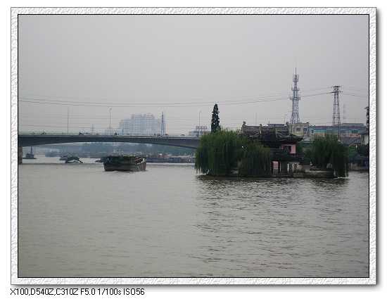 运河公园外.jpg